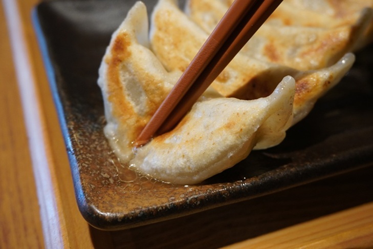 博多区今泉｜幸せが口の中でじゅわっと広がる『肉汁餃子のダンダダン 今泉店』